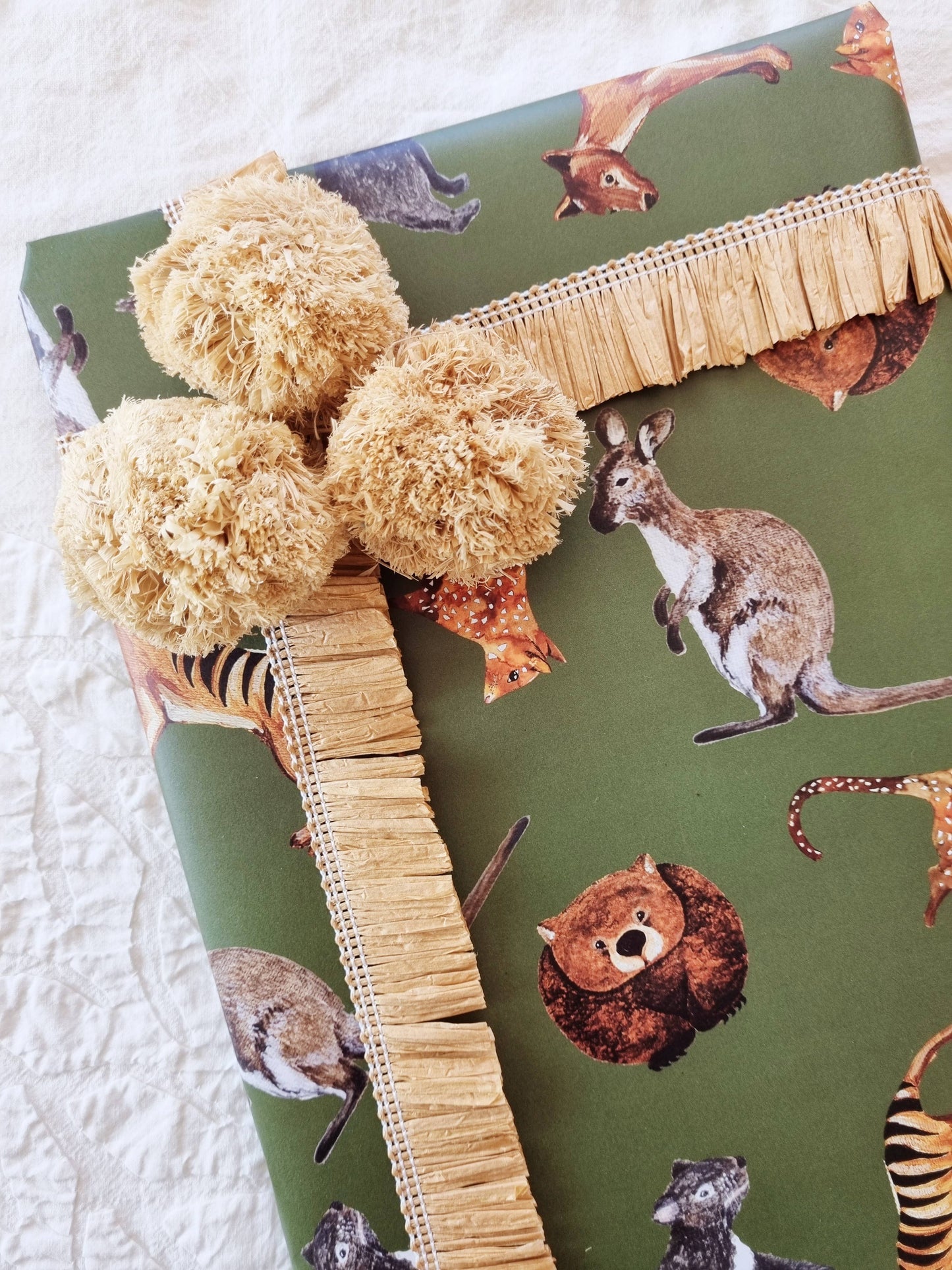 Wrapping Paper / Tasmanian Animals