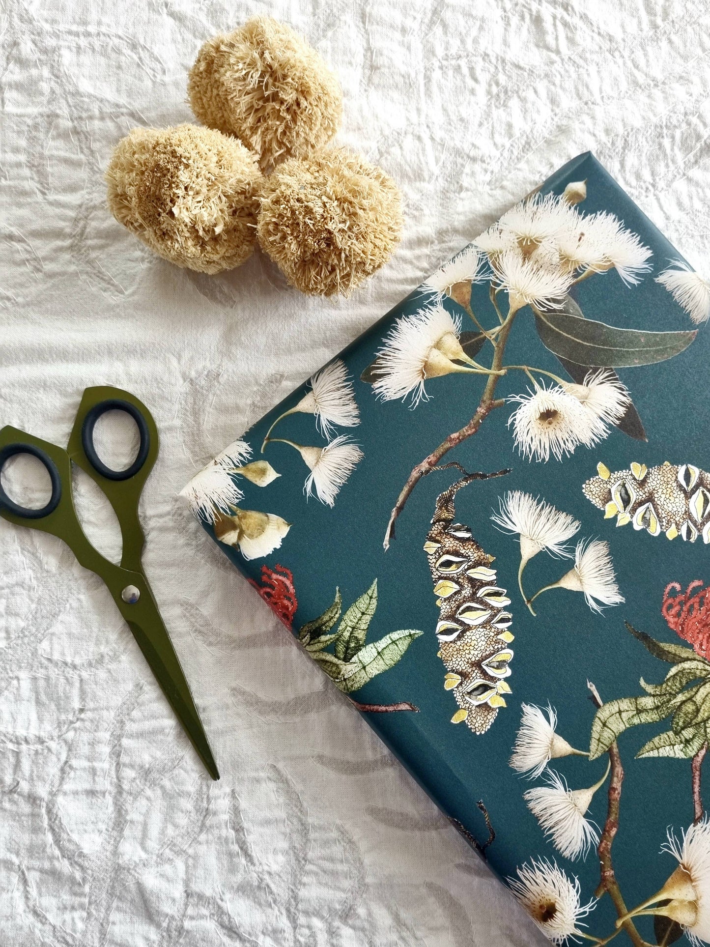 Wrapping Paper / Australian Botanicals