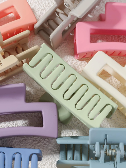 Matte Pastel Hair Claw – Randomly Selected Colour
