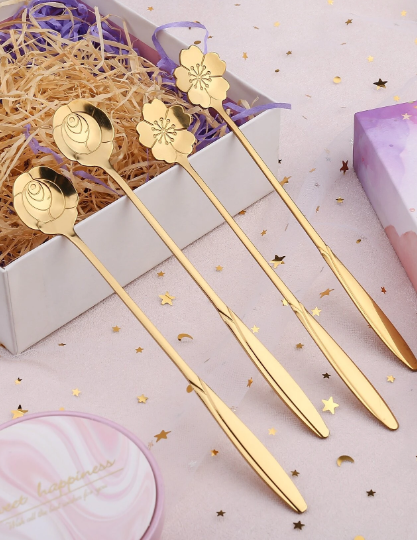 Elegant Gold Flower Spoon – Random Selection
