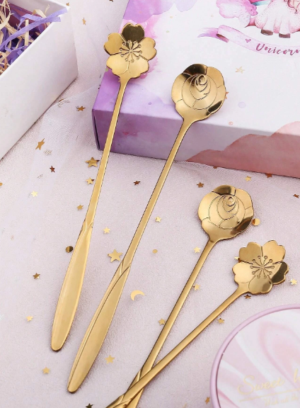 Elegant Gold Flower Spoon – Random Selection