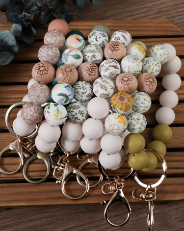 🌸 Boho Beaded Bracelet Keychains – Floral, Cow Print & Tassel Charms
