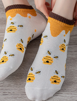 🐝 Bee Striped Pattern Ankle Socks – Sold Individually