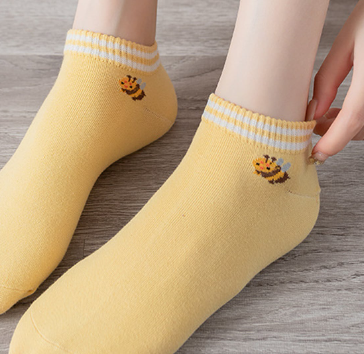 🐝 Bee Striped Pattern Ankle Socks – Sold Individually