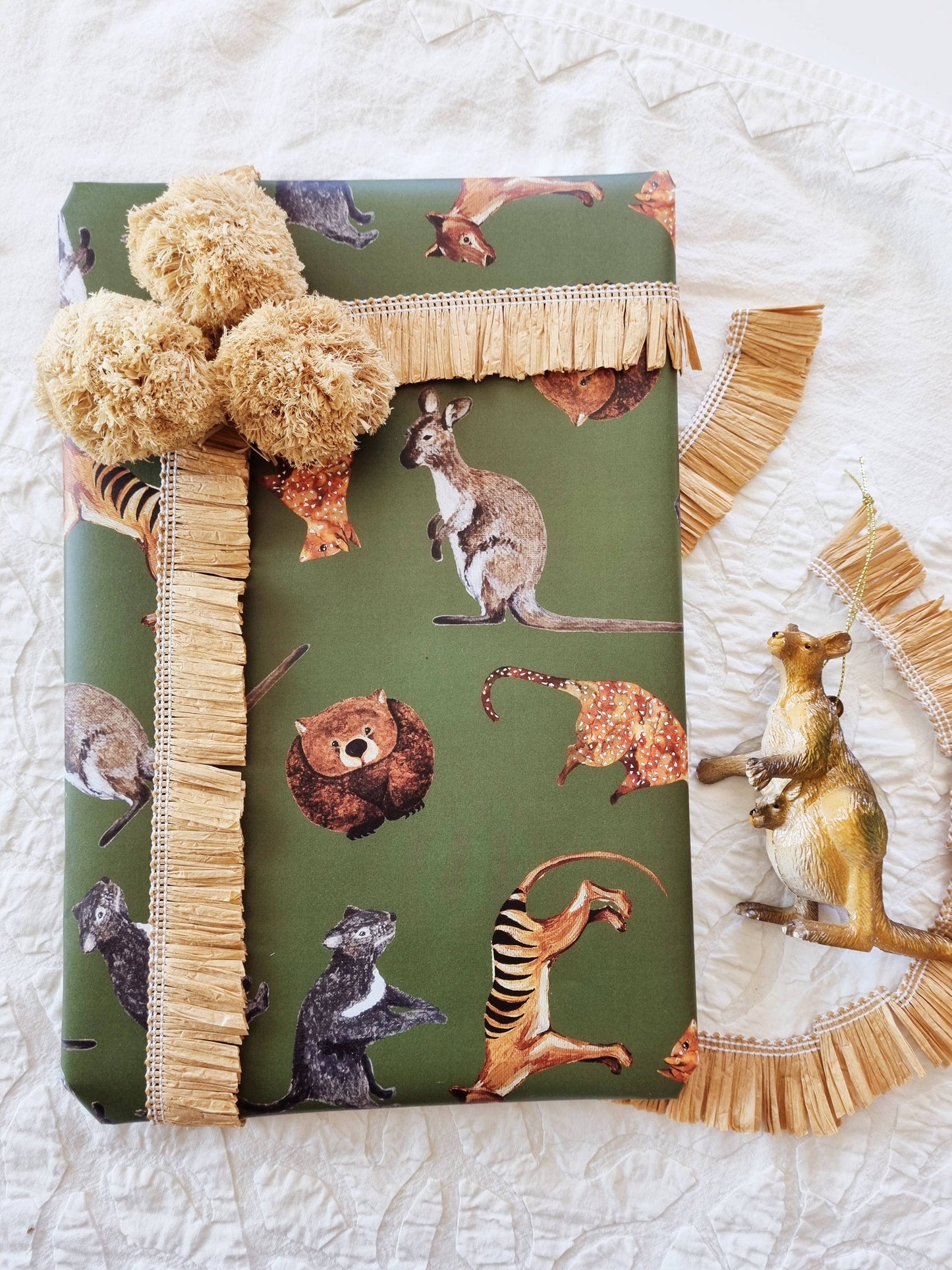 Wrapping Paper / Tasmanian Animals