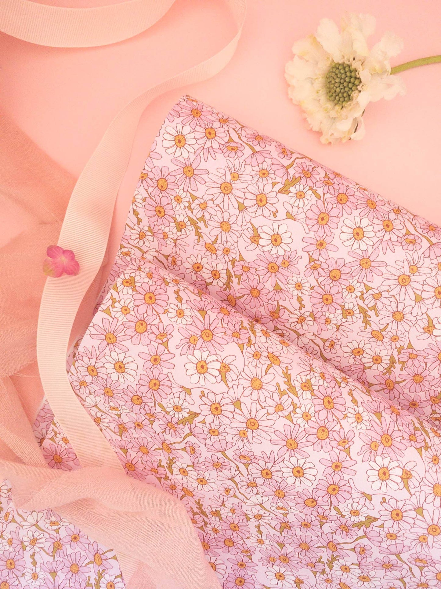 Pretty Chamomile Wrapping Paper